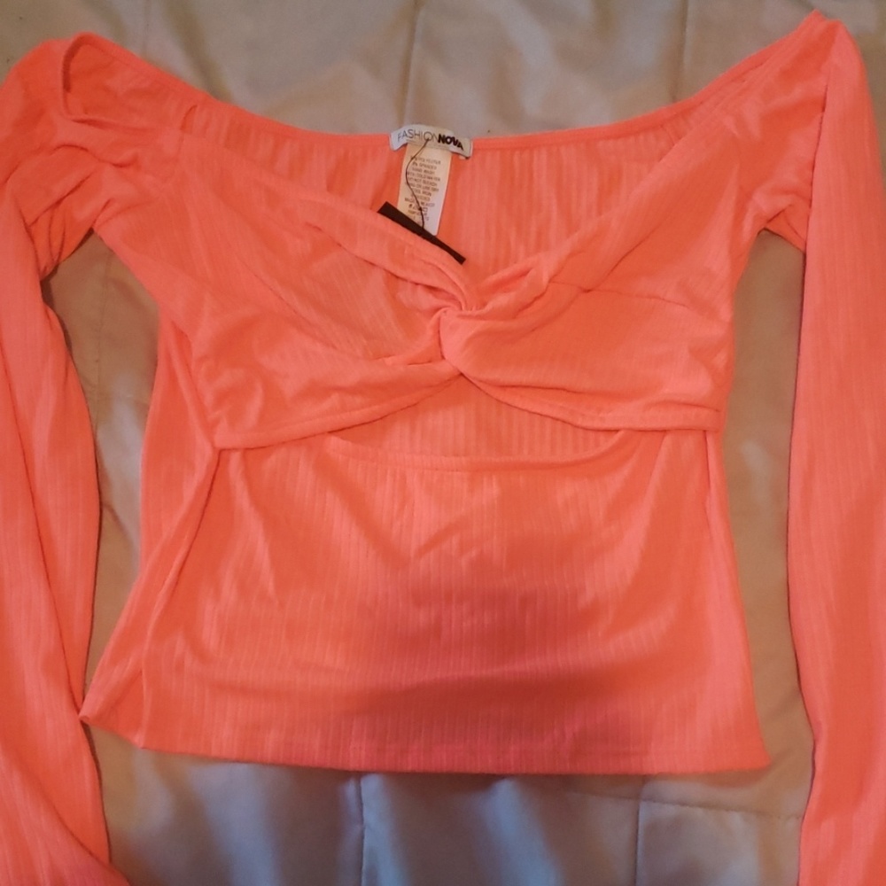 BRAND NEW FASHION NOVA LISTEN TO ME TOP